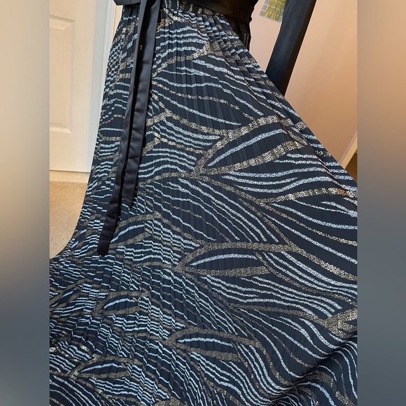 Black Elegant Wrap Dress Animal Print      Bag 63 - Picture 3 of 13